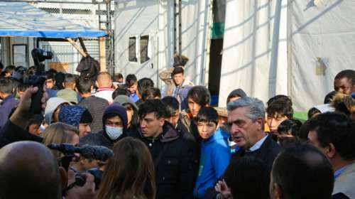 Κουμουτσάκος: «Μαύρο κύκλωμα» με ΜΚΟ, γιατρούς και δικηγόρους