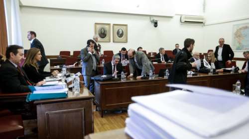 Ισοβίτης εμπλέκει Παπαγγελόπουλο σε σκευωρία κατά Μαρινάκη