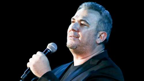 Αντώνης Ρέμος: &quot;Οι συνάδελφοι είναι καλό να βάζουν ένα φίλτρο στο στόμα τους πριν μιλήσουν&quot;