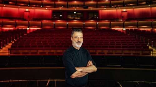 Γιώργος Κουμεντάκης: Η θεαματική επανεκκίνηση της Λυρικής Σκηνής