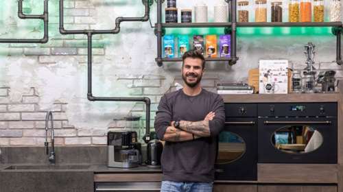 Άκης Πετρετζίκης: Θρίλερ στις διαπραγματεύσεις με τον Alpha