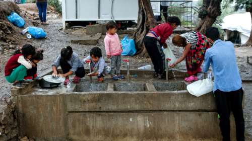 Guardian: Ο ΟΗΕ φοβάται πανδημία και ζητεί επείγουσα εκκένωση της Μόριας