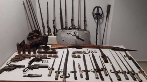 Κιλκίς: Βρήκαν οπλοστάσιο...μουσειακού επιπέδου - Μια σύλληψη