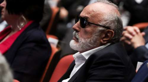 Απίστευτος Κουρουμπλής: “Και οι πρόσφυγες το 22 ήρθαν σαν λαθρομετανάστες&quot;…