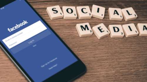 Το Facebook κατέβασε διαφημίσεις της  εκστρατείας Τραμπ - Eίχαν σύμβολα που συνδέονται με τους Ναζί