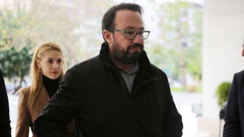Ντούμας: 40.000 μη καταγεγραμμένοι αλλαδαποί στο κέντρο της Αθήνας