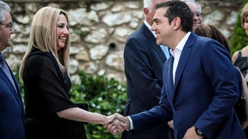 Η Φώφη Γεννηματά απέρριψε το «φλερτ» του Αλέξη Τσίπρα