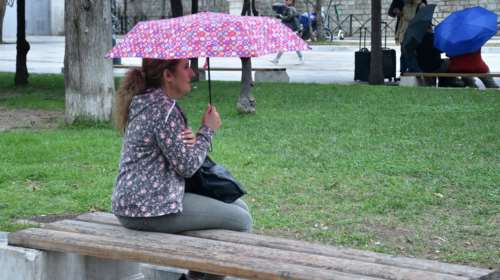 Άστατος ο καιρός: Που θα σημειωθούν βροχές και καταιγίδες