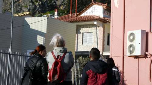 Ξυλοδαρμός μαθητή στην Καβάλα: Ήταν 4 εκπαιδευτικοί παρόντες [βίντεο]