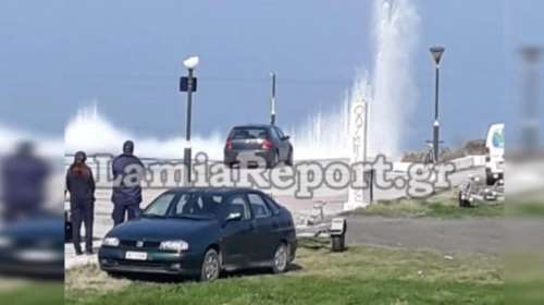 Καμένα Βούρλα: Εξουδετέρωση βλήματος μέσα στο νερό - Βιντεο