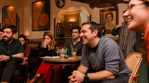 Mε casual εμφάνιση ο Τσίπρας συναντήθηκε με νέους στο Παρίσι