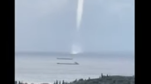 Υδροστρόβιλος κτύπησε τη Ζάκυνθο προκαλώντας καταστροφές  και μεγάλη αναστάτωση [εικόνες  - βίντεο]