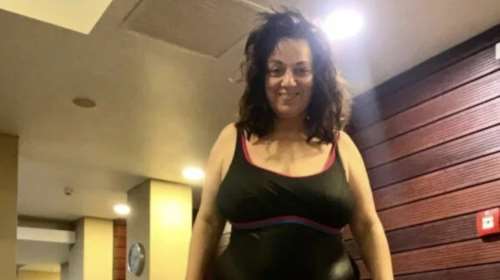 Σοφία Μουτίδου: Φωτογραφήθηκε με μαγιό - &quot;Η ντροπή για το σώμα είναι θεμέλιο άγχους και ψυχικού πόνου&quot; [εικόνα]