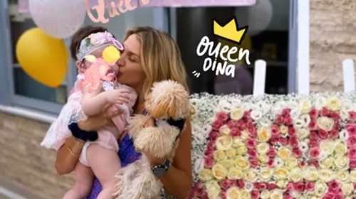 Υπερήφανη νονά η Κωνσταντίνα Σπυροπούλου: Το φόρεμα που επέλεξε για το πάρτι της βαφτιστήρας της