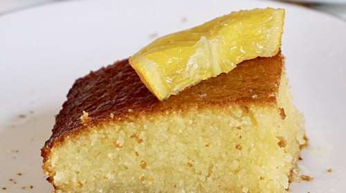 Συνταγή: Ζουμερό και αφράτο ραβανί του ονείρου - Φτιάχνεται πανεύκολα