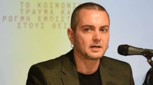 Τέμπη: "Κρατιέμαι να μην ισοπεδώσω ό,τι έχει μείνει όρθιο", ξεσπά γιος θύματος της τραγωδίας