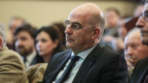 Δένδιας - Ντι Μάιο: Η κρίση πρέπει να αντιμετωπιστεί με ενότητα και αλληλεγγύη