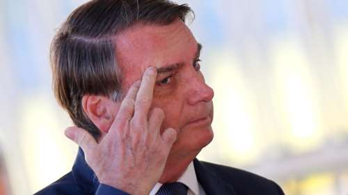 Απίστευτος Μπολσονάρου: Όρισε ημέρα νηστείας και προσευχής για να &quot;διώξει&quot; τον κορονοϊό