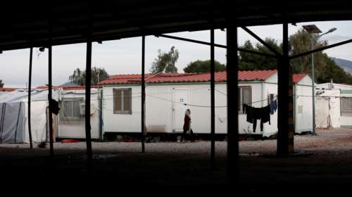 Στο κέντρο φιλοξενίας στη Μαλακάσα κλιμάκιο του ΕΟΔΥ - Σε τεστ υποβλήθηκαν 100 άτομα