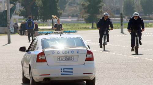 ΕΛ.ΑΣ: 1.400 παραβάσεις για άσκοπες μετακινήσεις και 7 συλλήψεις για ανοικτά καταστήματα