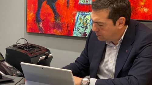 &quot;Σημαία&quot; ευκαιρίας για Τσίπρα η δυσαρέσκεια των δικηγόρων για την ...τηλεκατάρτιση