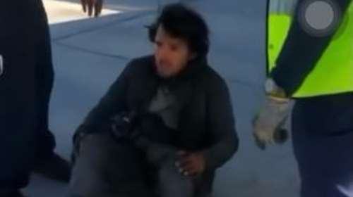 Απίστευτο: 26χρονος μετανάστης επέζησε κρυμμένος στο σύστημα προσγείωσης αεροπλάνου στις ΗΠΑ [βίντεο]