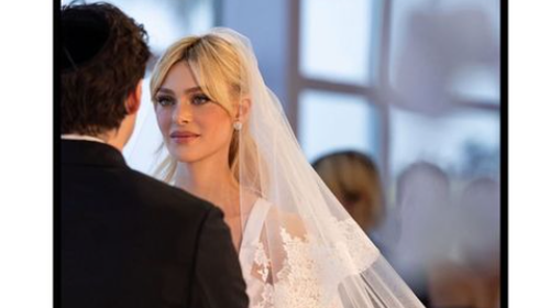 Παντρεύτηκαν Μπρούκλιν Μπέκαμ - Νίκολα Πελτζ: Ο χλιδάτος γάμος στο Παλμ Μπιτς και οι λαμπεροί προσκεκλημένοι [εικόνες]