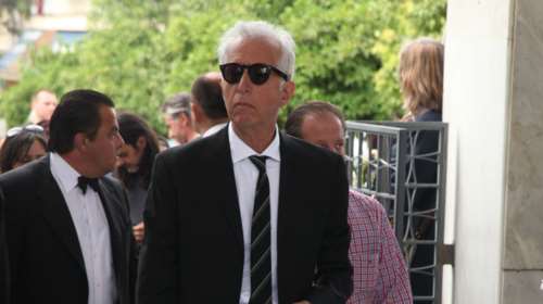 Κωνσταντίνος Τζούμας: Είμαι πατέρας πέντε παρ’ ολίγον παιδιών, τότε ήταν της μόδας οι εκτρώσεις