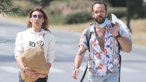 Πάνος Μουζουράκης- Τζίνα Βαρελά: Η σπάνια εμφάνιση στο Καβούρι - Ερωτευμένοι και αχώριστοι