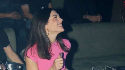 Μελίνα Νικολαΐδη: Ποζάρει με μικροσκοπικό λεοπάρ μπικίνι - Το beach look και η διαφορά στο κορμί της