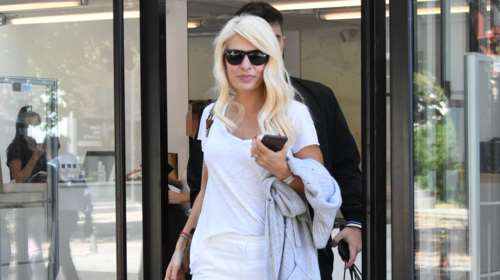 Ελένη Μενεγάκη: Boho chic για αγορές στα καταστήματα στα βόρεια προάστια