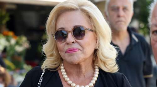 Στο νοσοκομείο η Μπέσσυ Αργυράκη: &quot;Miss πνευμονία 2025 και καλή χρονιά&quot;, σχολίασε η κόρη της Εβελίνα Νικόλιζα