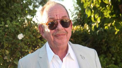 Ηλίας Μαμαλάκης - Μετά την περιπέτεια της υγείας του: &quot;Ονειρεύομαι  να βρω ένα ξενοδοχείο πάνω στη θάλασσα&quot;