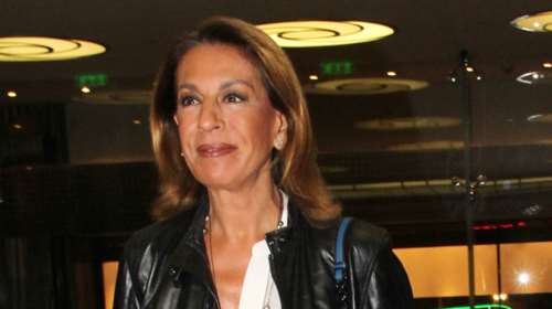 Όλγα Τρέμη: Η σπάνια δημόσια εμφάνιση στην Αθήνα - Πιο ξανθιά από ποτέ με στιλάτο look