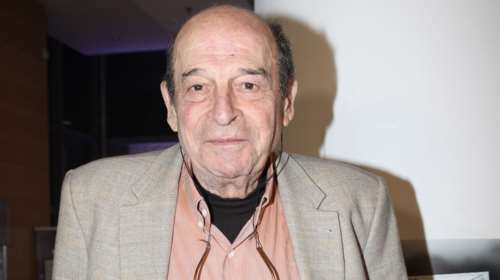 Συγκινεί η σύζυγος του Μανούσου Μανουσάκη: &quot;Πριν το τέλος δεν είπαμε τίποτα, απλώς αγκαλιαστήκαμε και φιληθήκαμε&quot;