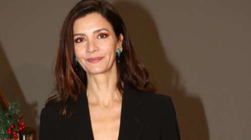 Κατερίνα Λέχου: Δίμετρη θεά με ασημί μεταλλιζέ skinny παντελόνι και ψηλοτάκουνα πέδιλα