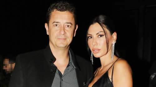 Αντώνης Σρόιτερ - Ιωάννα Μπούκη: Πρωτοχρονιά στη Νέα Υόρκη με τις πανέμορφες κόρες τους Παυλίνα και Νάντια