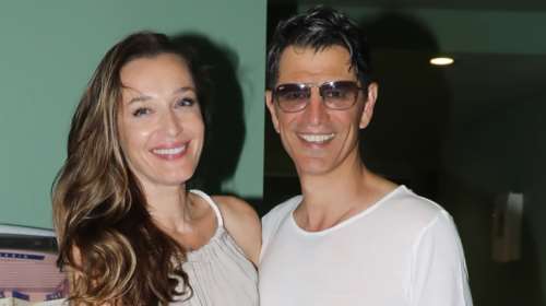 Η Κάτια Ζυγούλη στο πλευρό του Σάκη Ρουβά- Με total beige look