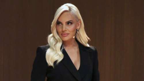 Η Ιωάννα Μαλέσκου βάζει τέλος στις φήμες χωρισμού με μία φωτό - Τι ανέβασε η παρουσιάστρια