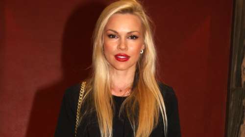 Βίκυ Κάβουρα: Με φοβερό κορμί στον 7ο μήνα της εγκυμοσύνης της [Εικόνα]