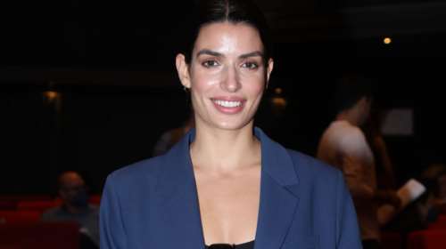 Τόνια Σωτηροπούλου: Η κομψή απογευματινή εμφάνιση με oversized κοστούμι και loafers