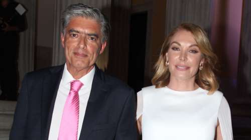 Νίκος Ευαγγελάτος: Πρωτοχρονιά μαζί με τα τρία παιδιά του Λυδία, Νικόλα και Λάμπη - Η σπάνια κοινή εμφάνιση