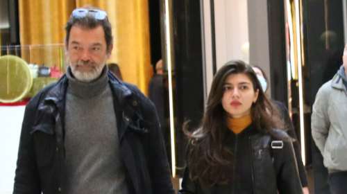 Κωνσταντίνος Καζάκος: Ενοχλημένος με τα σχόλια για τη νεότερη σύντροφό του - &quot;Ο καθένας έχει γίνει δικαστής&quot; [Βίντεο]