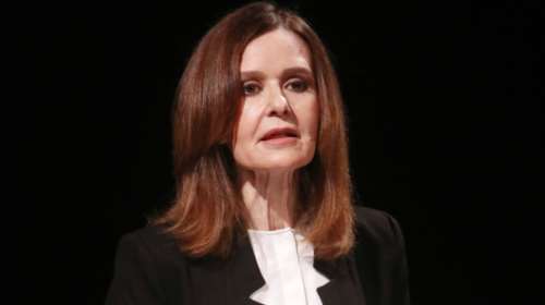 Κάτια Δανδουλάκη: Μία καλλονή, διαφημίζει καλλυντικά 33 χρόνια πριν