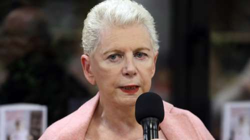 Η Έλενα Ακρίτα αποχαιρετά τη δημοσιογραφία - &quot;Δεν χωράνε δυο καρπούζια σε μια μασχάλη&quot;