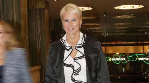 Η Νατάσα Παζαΐτη γιόρτασε τα γενέθλιά της και αποκάλυψε την ηλικία της με μία άκρως ανοιξιάτικη φωτό