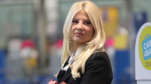 Στη Χαλκιδική η Φαίη Σκορδά: Καλοκαιρινές διακοπές με τους γιους της - Οι πρώτες εικόνες