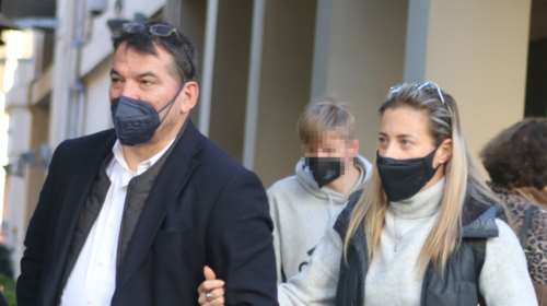 Πύρρος Δήμας - Αφροδίτη Σκαφίδα: Ερωτευμένοι στο κέντρο της Αθήνας [Εικόνες]