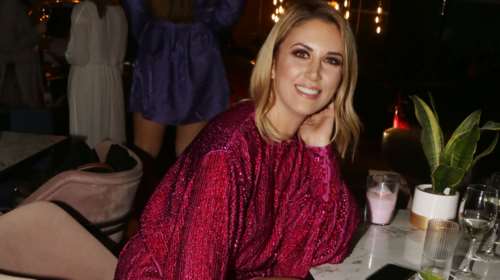 Η δημοσιογράφος Φωτεινή Πετρογιάννη είναι εγκλωβισμένη στην Αττική Οδό και είναι...&quot;τούρμπο&quot;