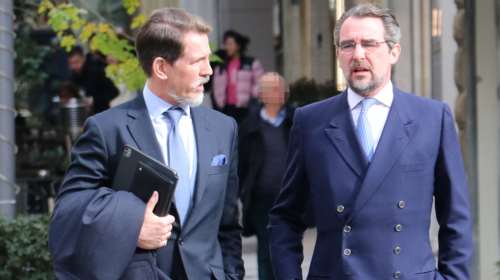 Παύλος και Νικόλαος: &#39;&#39;De Grecia&#39;&#39; το επώνυμο που επιλέγει η τέως βασιλική οικογένεια για να πάρει ελληνική ιθαγένεια